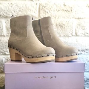 *SOLD* NEW Madden Girl Svet Clog Booties